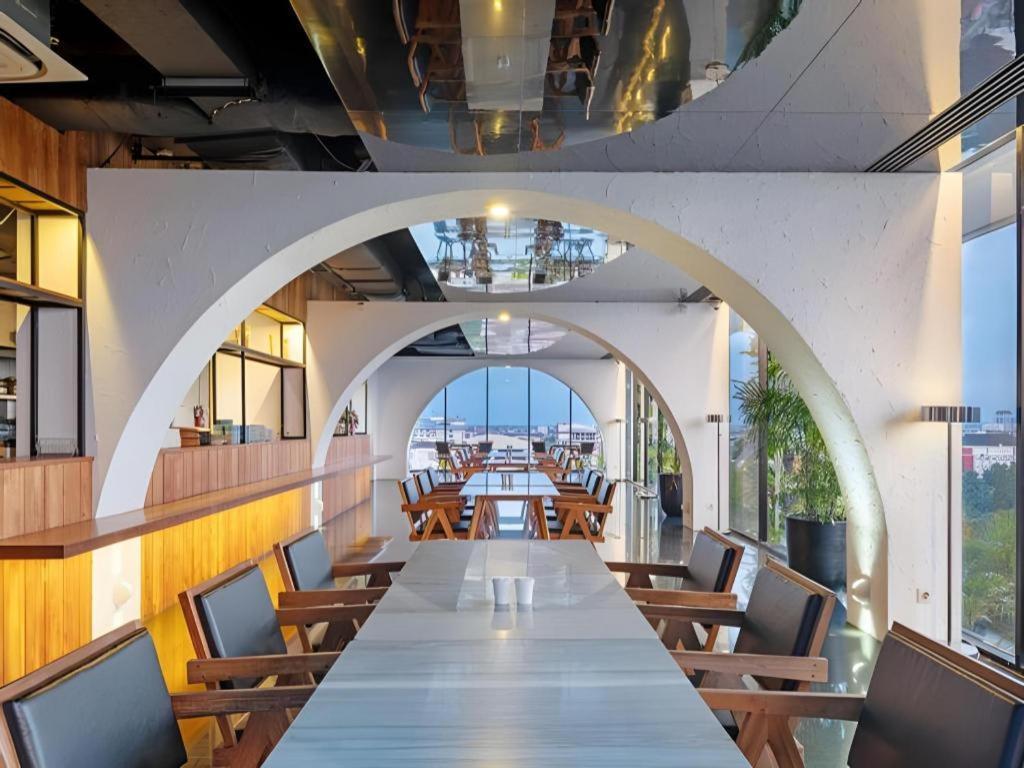 Artotel Suites Bianti Джок'якарта Екстер'єр фото